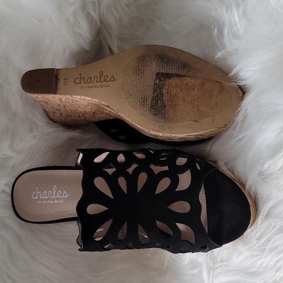 Shoes - Picture 4 of 4